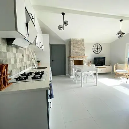Airport Blue Eye Apartment: Convenient Stopover * Dalaman