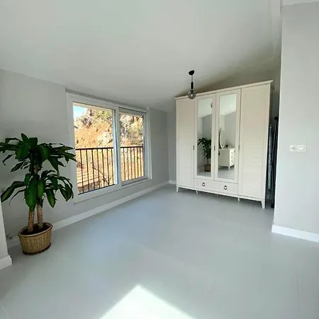 Apartment Airport Blue Eye Apartment: Convenient Stopover Dalaman