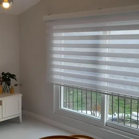 Airport Blue Eye Apartment: Convenient Stopover *