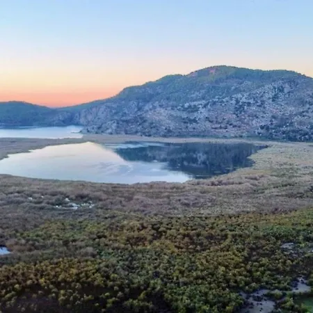 شقة Airport Blue Eye 5 Km Form Airport *