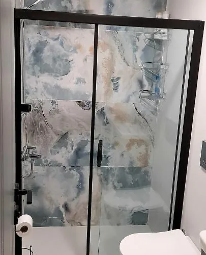 Airport Blue Eye 5 Km Form Airport شقة دالامان