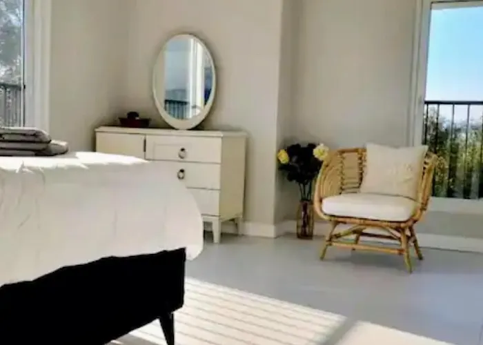 Airport Blue Eye 5 Km Form Airport Appartement